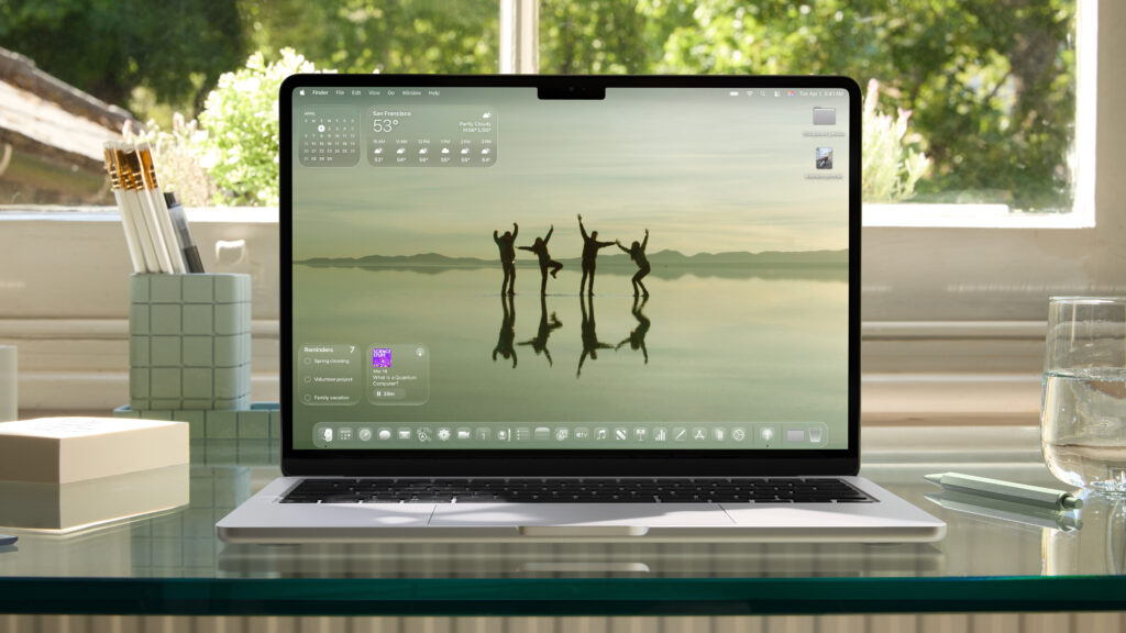 Liquid Glass en macOS - Fuente: Apple Inc.